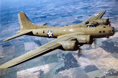Joia da indústria aeronáutica americana, bombardeiro pesado B-17 quase foi para nas mãos dos soviéticos Foto: U.S. Air Force
